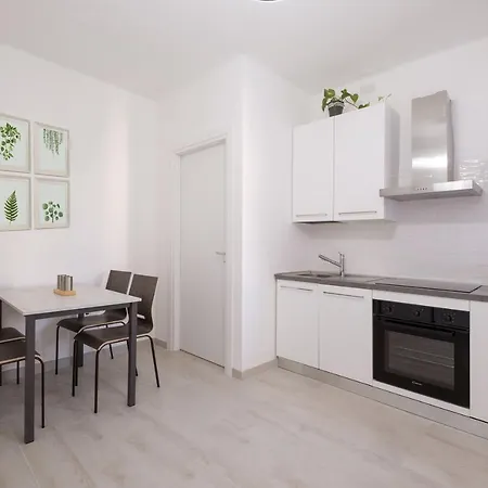 Casa La Riviera San Remo